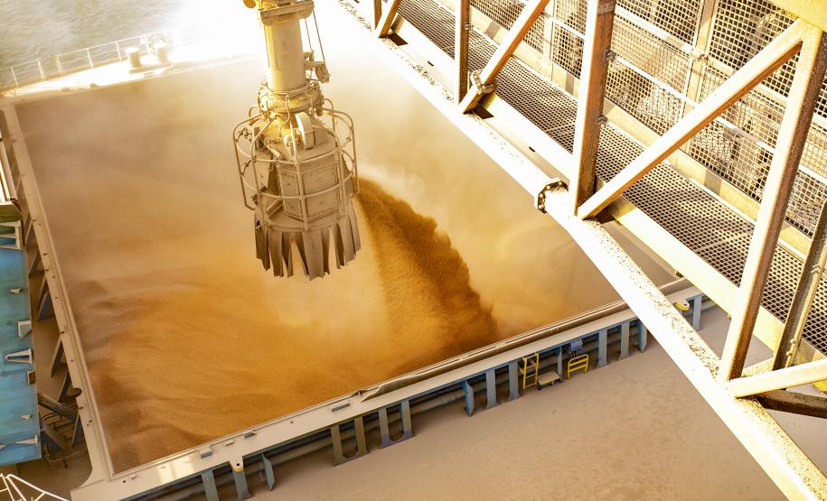 Movimentação dos portos do Paraná passa das 54 milhões de toneladas