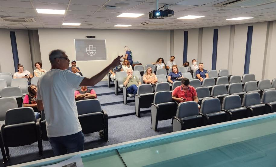 Evento está inserido no Programa de Educação Ambiental da empresa pública e tem foco na troca de informações com associações de reciclagem do litoral do Paraná para fortalecimento da cadeia produtiva.