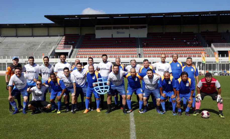 Dia do Trabalhador Portuário foi celebrado com Futebol das Estrelas em Paranaguá