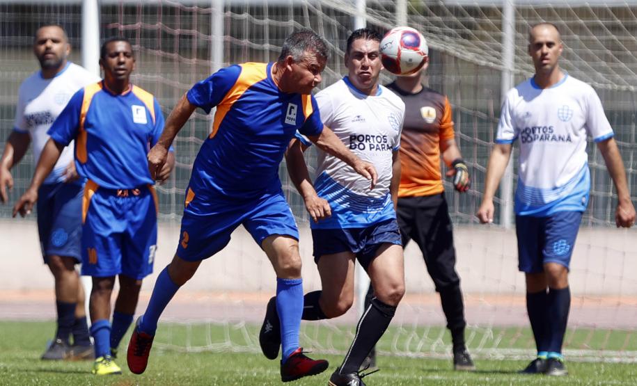 Dia do Trabalhador Portuário foi celebrado com Futebol das Estrelas em Paranaguá