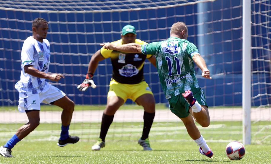Dia do Trabalhador Portuário foi celebrado com Futebol das Estrelas em Paranaguá