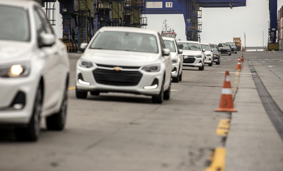 Montadora com sede no Rio Grande do Sul passa a exportar veículos pelo Porto de Paranaguá