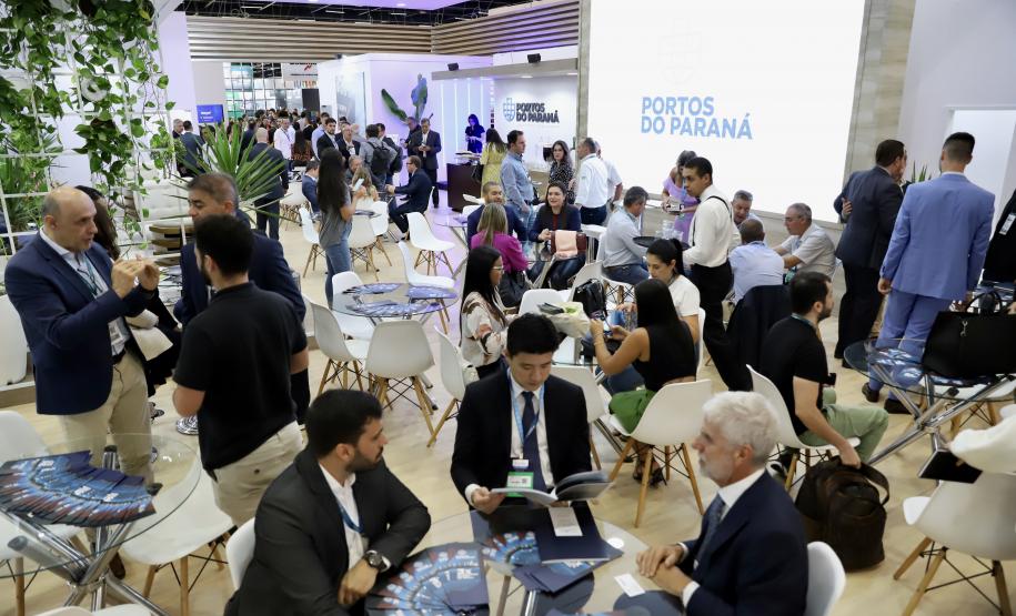 Portos do Paraná reúne 21 parceiros e apresenta novidades na 27ª Intermodal