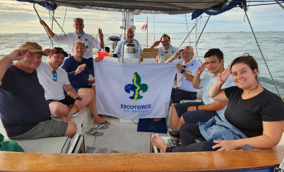 A embarcação chegou ao Litoral do Paraná para fortalecer ainda mais a relação entre a Portos do Paraná e os Escoteiros do Mar de Antonina. No começo de janeiro a empresa pública cedeu uma área de mil metros quadrados ao grupo.