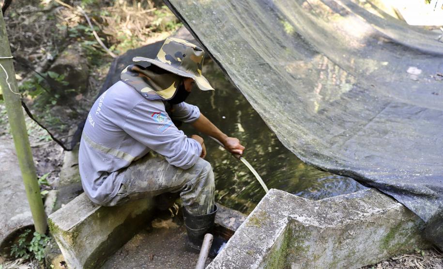 É da empresa pública o projeto Água nas Ilhas, que atende comunidades que estão na área de abrangência dos portos paranaenses. Outros cinco programas ambientais ativos, dos mais de 20 existentes, são de monitoramento do ecossistema aquático.