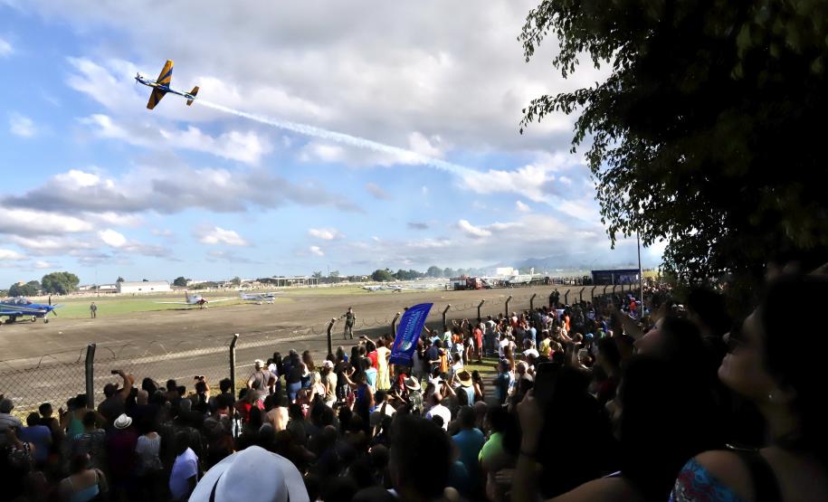 A festa também contou com um passeio ciclístico. Milhares de pessoas participaram das comemorações, ressaltando o fortalecimento da relação do porto com a cidade, seja através de investimentos, de ações sociais, educacionais e recreativas.