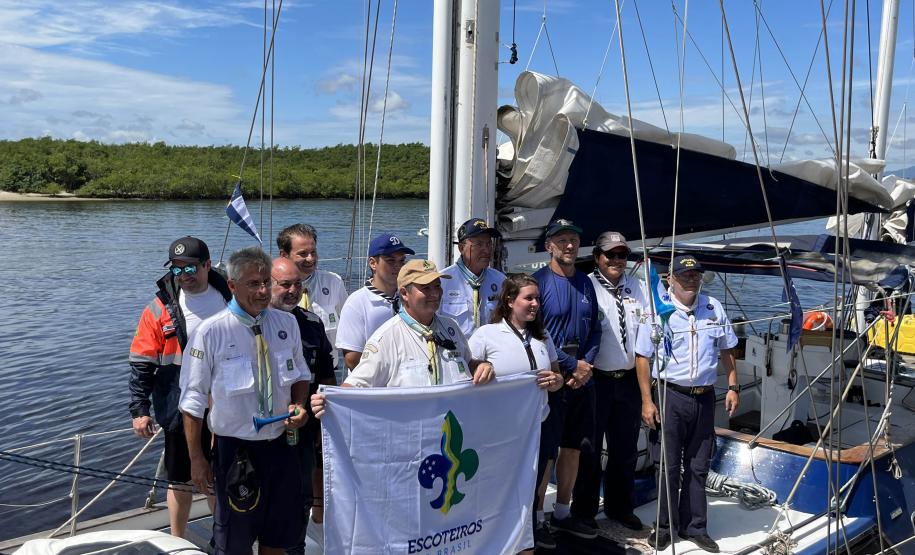 A embarcação chegou ao Litoral do Paraná para fortalecer ainda mais a relação entre a Portos do Paraná e os Escoteiros do Mar de Antonina. No começo de janeiro a empresa pública cedeu uma área de mil metros quadrados ao grupo.