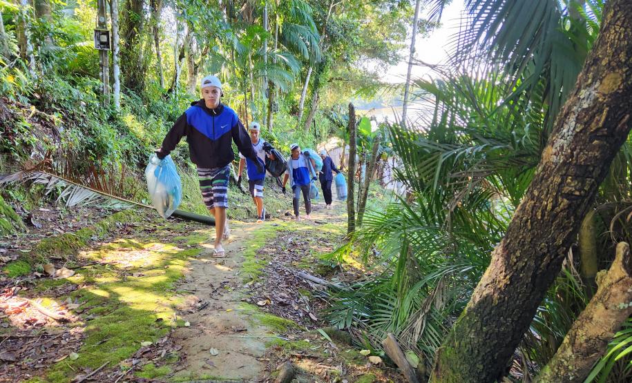 Ação preparou a comunidade para evento agendado dia 25, com oficina de confecção de biodigestores e orientações sobre saneamento básico e