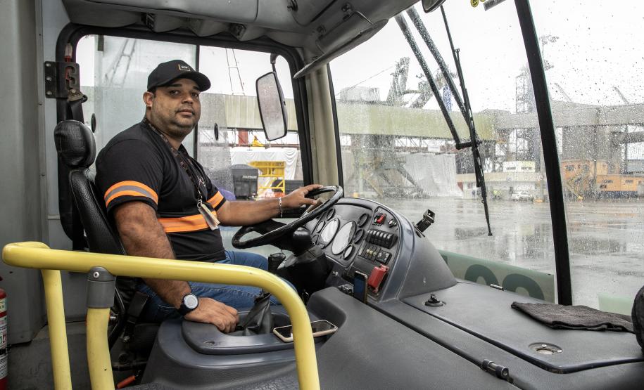 Portuários mostram orgulho pela atividade neste Dia do Trabalho e do Trabalhador