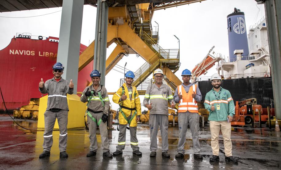 Portuários mostram orgulho pela atividade neste Dia do Trabalho e do Trabalhador