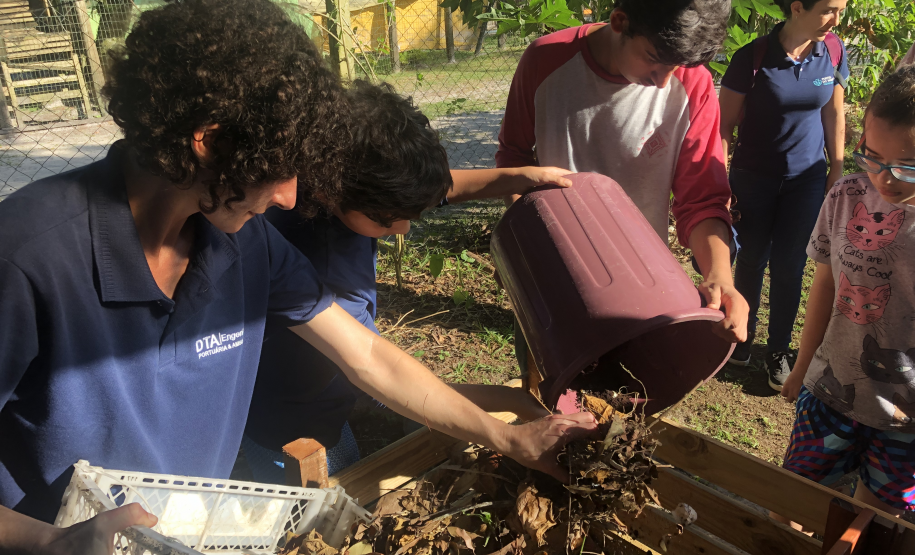 Portos do Paraná instala novas composteiras em escolas da Ilha do Mel