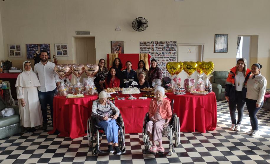 Funcionários da Portos do Paraná realizam ação no Asilo São Vicente de Paulo