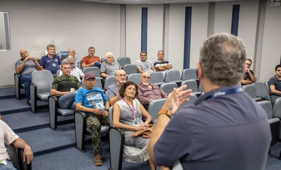 Emoção marca despedida de 29 empregados da Portos do Paraná que saíram no PDI