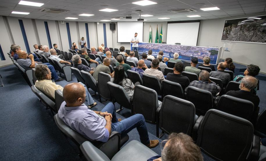Emoção marca despedida de 29 empregados da Portos do Paraná que saíram no PDI