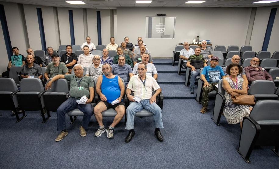 Emoção marca despedida de 29 empregados da Portos do Paraná que saíram no PDI