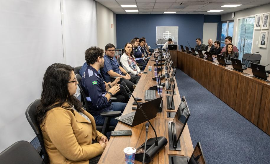 Portos do Paraná apresenta governança corporativa e gestão estratégica ao TCE