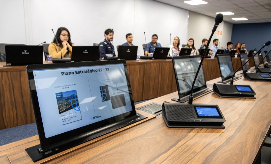 Portos do Paraná apresenta governança corporativa e gestão estratégica ao TCE