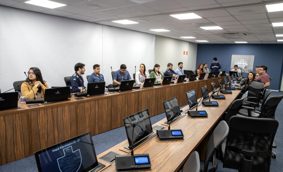 Portos do Paraná apresenta governança corporativa e gestão estratégica ao TCE