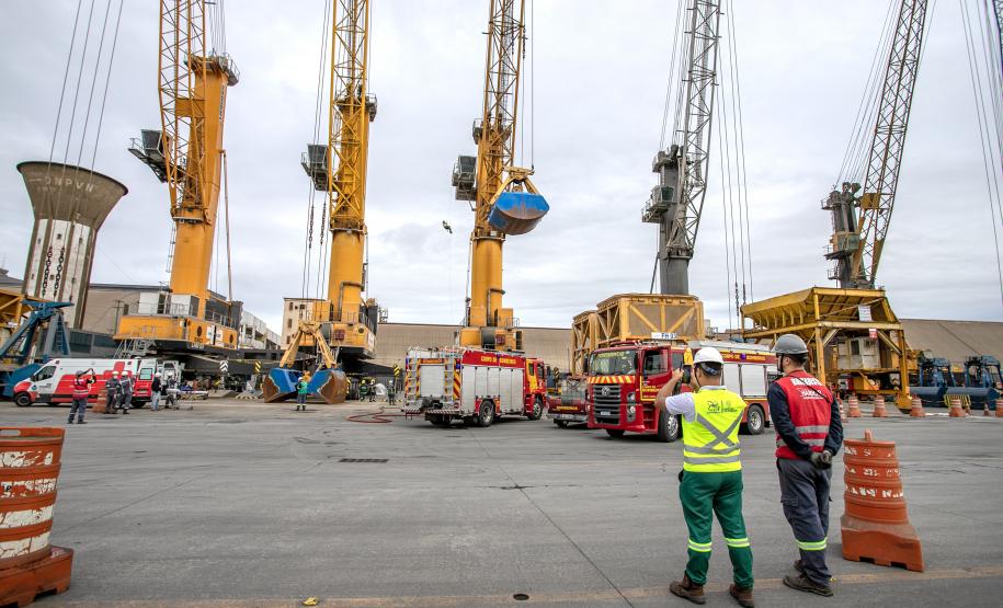 Ação contempla quatro simulados por ano com empresas signatárias do Plano de Auxílio Mutuo (PAM), visando comprovar a capacidade de atendimento e resposta imediata a emergências.