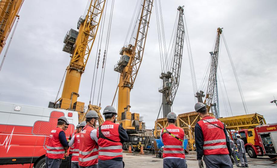 Ação contempla quatro simulados por ano com empresas signatárias do Plano de Auxílio Mutuo (PAM), visando comprovar a capacidade de atendimento e resposta imediata a emergências.