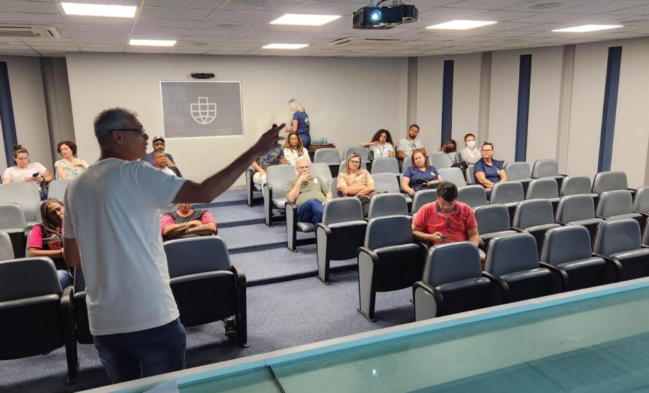 Portos do Paraná investe em ações que buscam melhorar a qualidade de vida e renda de catadores de resíduos recicláveis