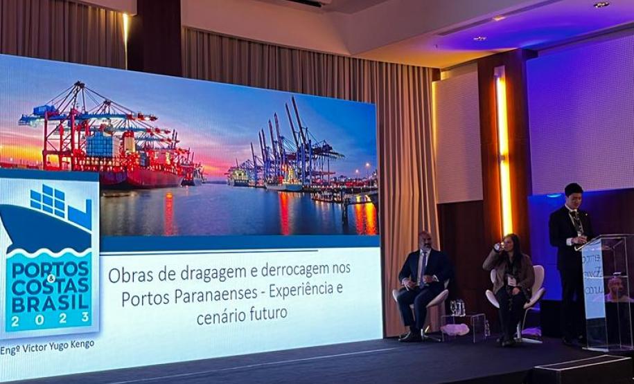 Portos do Paraná é destaque em seminário de infraestrutura e transporte marítimo