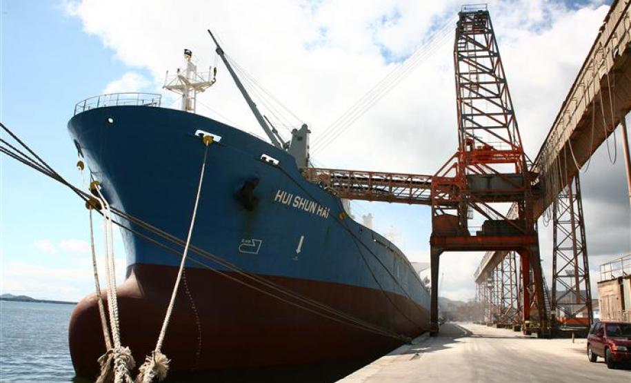 Portos do Paraná são as melhores opções para exportações no Estado