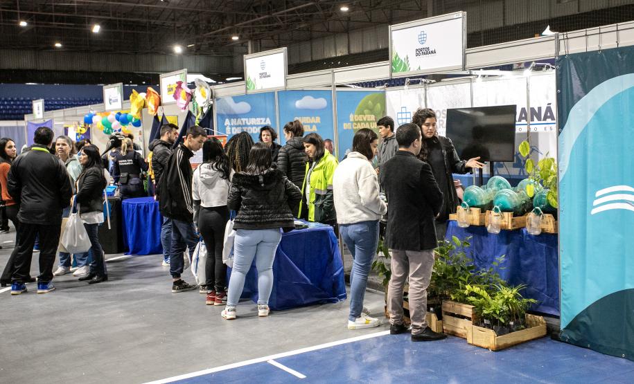 Portos do Paraná mostra ações de sustentabilidade na Semana do Meio Ambiente de Paranaguá