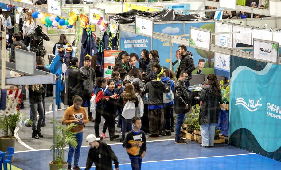 Portos do Paraná mostra ações de sustentabilidade na Semana do Meio Ambiente de Paranaguá