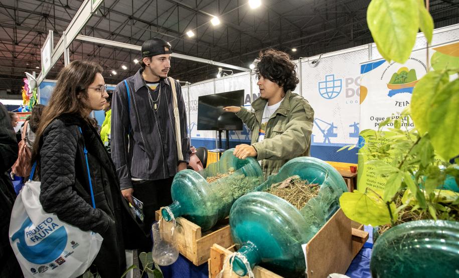 Portos do Paraná mostra ações de sustentabilidade na Semana do Meio Ambiente de Paranaguá