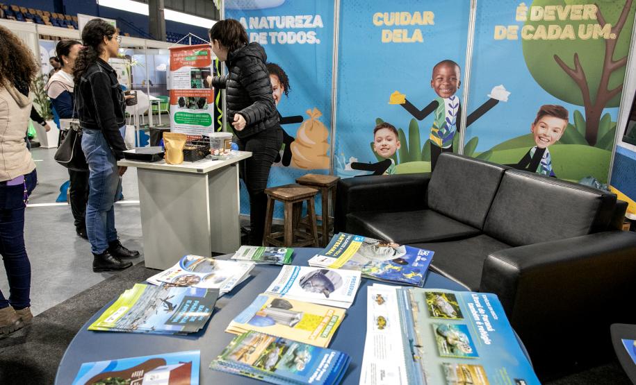 Portos do Paraná mostra ações de sustentabilidade na Semana do Meio Ambiente de Paranaguá