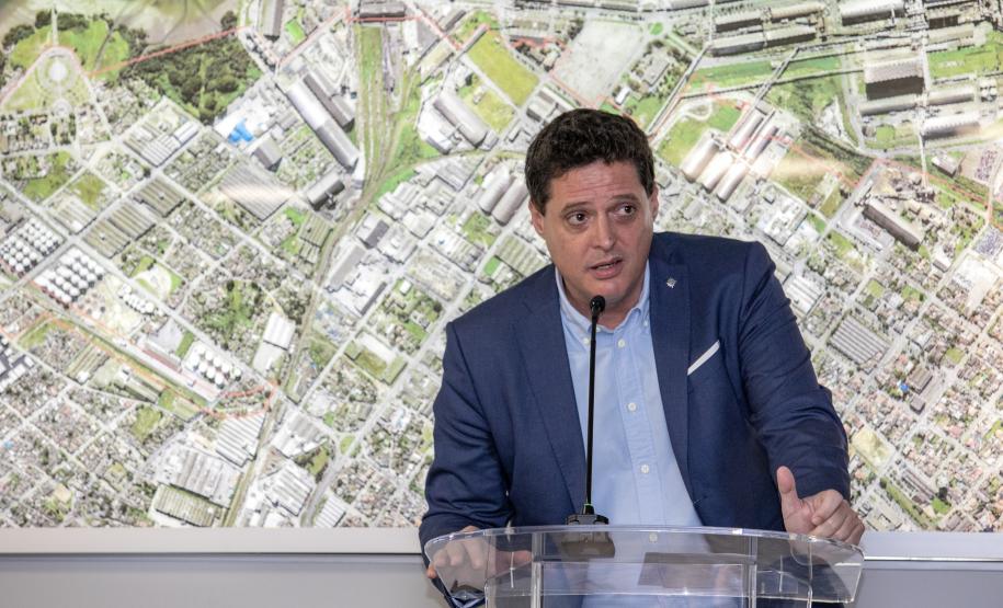 Empresa pública reuniu representantes do Estado, municípios e empresários dos mais diversos segmentos de comércio e serviços do Litoral nesta terça. A previsão é que cerca de 2 mil pessoas passem pela região durante cada uma das escalas da MSC em Paranaguá, injetando mais de R$ 1,5 milhão, por semana, na economia local.