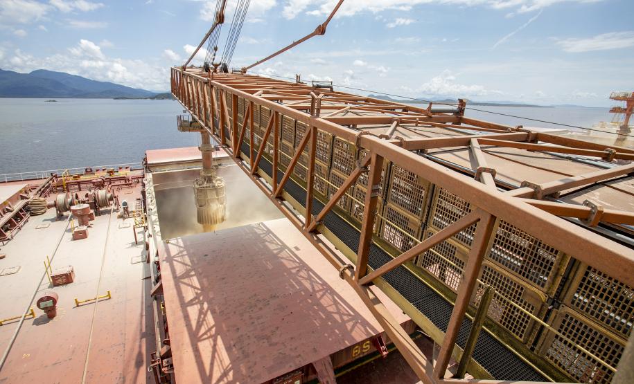 Portos do Paraná são as melhores opções para exportações no Estado