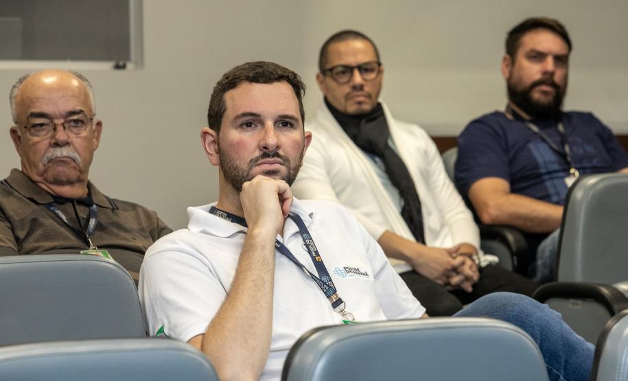 Em ação paralela, enfermeiras aferiram a pressão e calcularam o Índice de Massa Corpórea (IMC) de colaboradores e de funcionários de empresas terceirizadas.