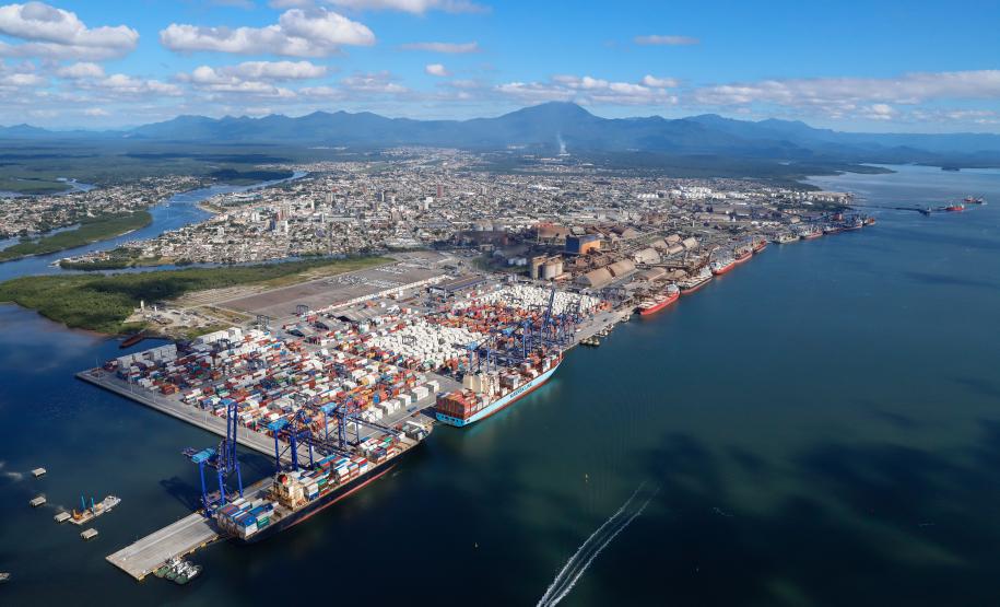 Com movimentação recorde, setor portuário amplia contribuição de ISS em Paranaguá em 76%