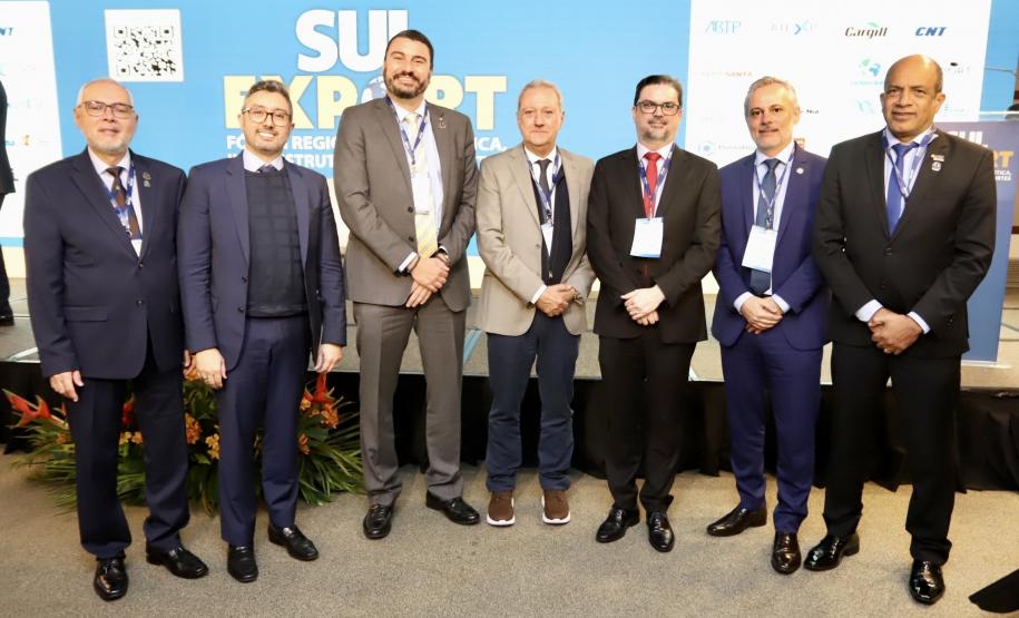 Portos do Paraná apresenta pioneirismo da concessão do canal de acesso no Sul Export