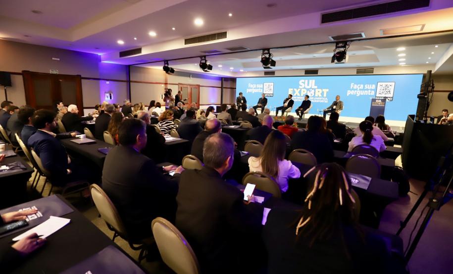 Portos do Paraná apresenta pioneirismo da concessão do canal de acesso no Sul Export