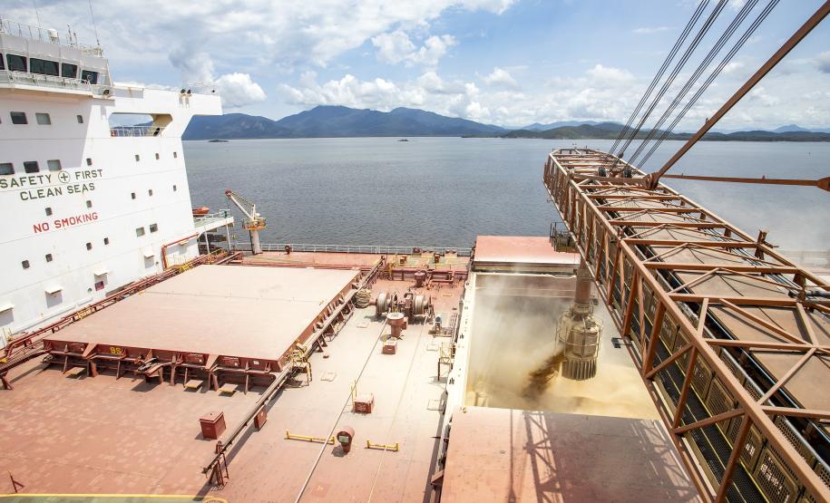 Corredor Leste de Paranaguá registra maior movimentação do primeiro semestre em 50 anos