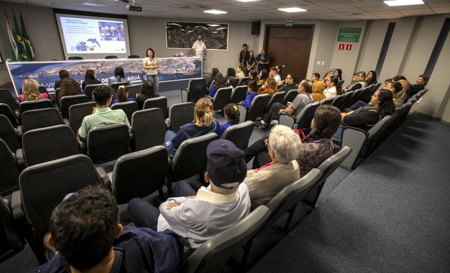 Projeto Porto Escola premia alunos de Paranaguá por desenhos e frases sobre o porto