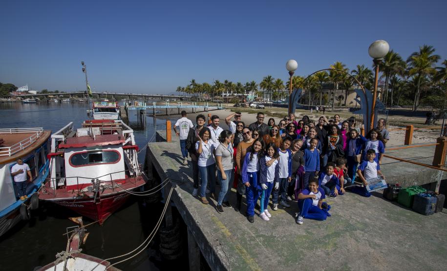 Projeto Porto Escola premia alunos de Paranaguá por desenhos e frases sobre o porto