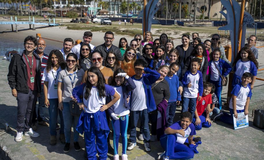 Projeto Porto Escola premia alunos de Paranaguá por desenhos e frases sobre o porto