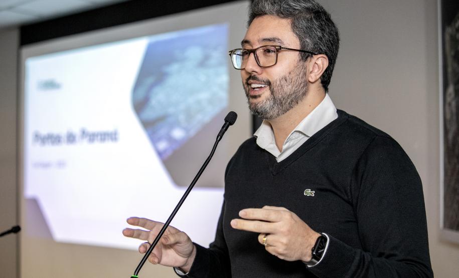Visita ao Porto de Paranaguá abre encontro sobre logística, infraestrutura e transportes