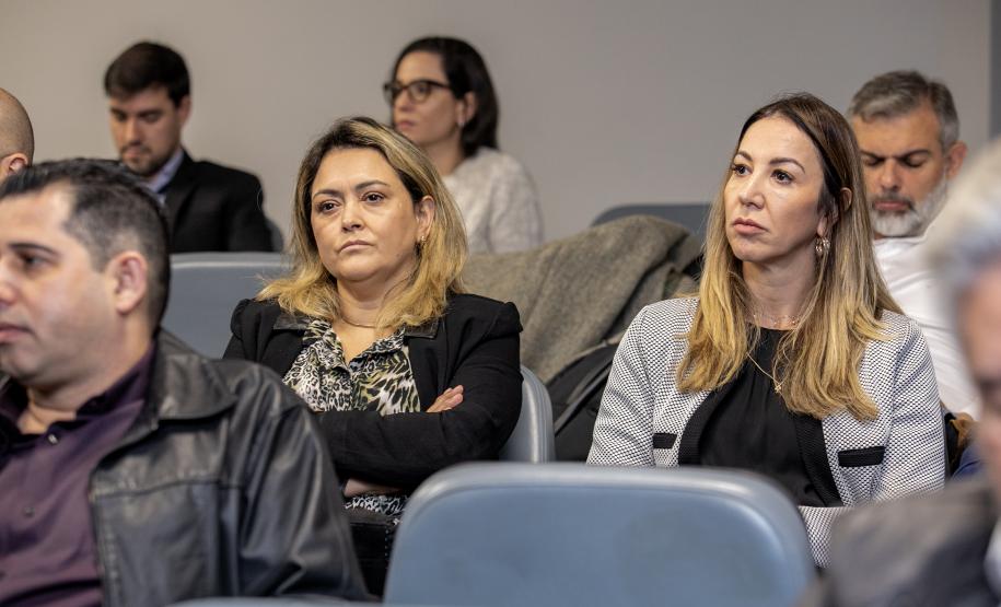 Visita ao Porto de Paranaguá abre encontro sobre logística, infraestrutura e transportes