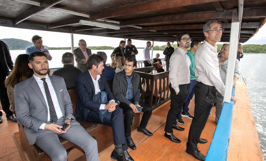 Visita ao Porto de Paranaguá abre encontro sobre logística, infraestrutura e transportes