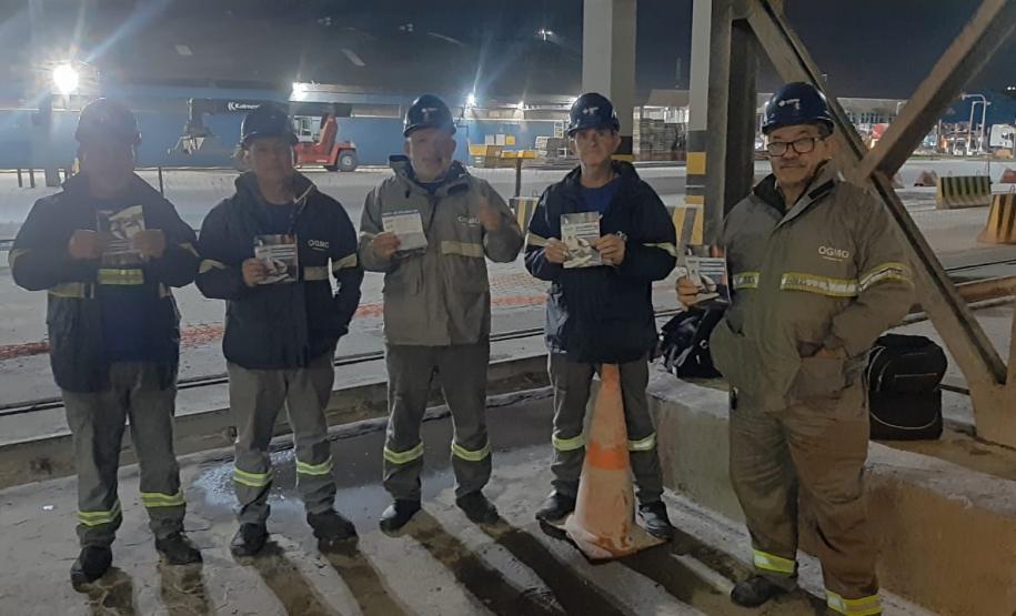 Portos do Paraná conscientiza sobre teste com etilômetro e segregação de resíduos