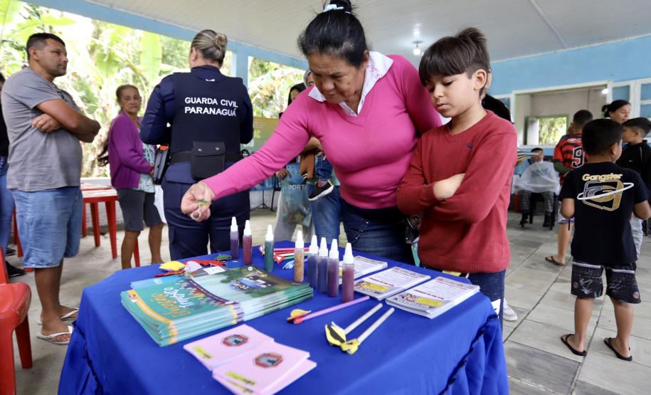 Porto em Ação presta mais de 200 atendimentos na comunidade do Amparo