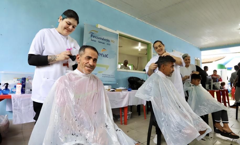 Porto em Ação presta mais de 200 atendimentos na comunidade do Amparo