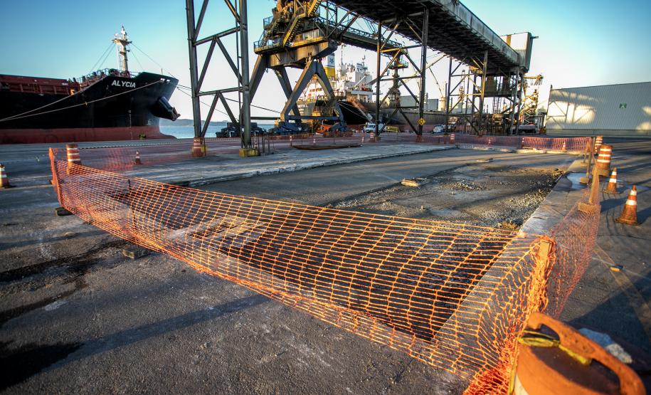 Obras no cais do Porto de Paranaguá aumentam segurança e eficiência das operações
