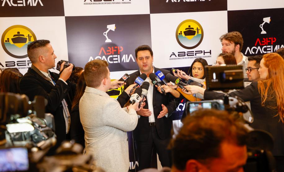 Governador destaca bom momento do Paraná em seminário sobre Lei de Portos