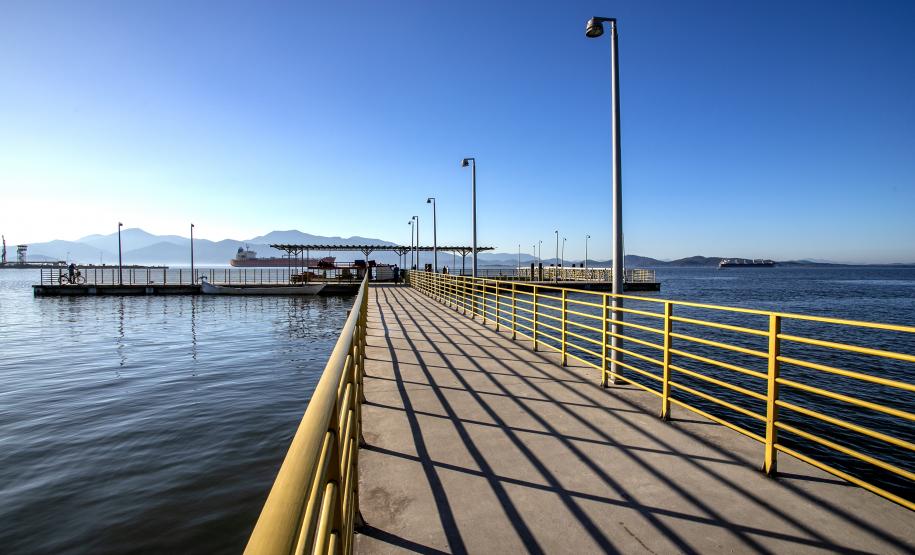 Na primeira etapa, foram dois atracadouros construídos na Ilha do Mel (Brasília e Encantadas), entregues no final de 2021; e outros cinco foram finalizados no início deste ano: dois na Ilha dos Valadares; um no Santuário do Rocio; e dois em Antonina – na Ponta da Pita e no Portinho.